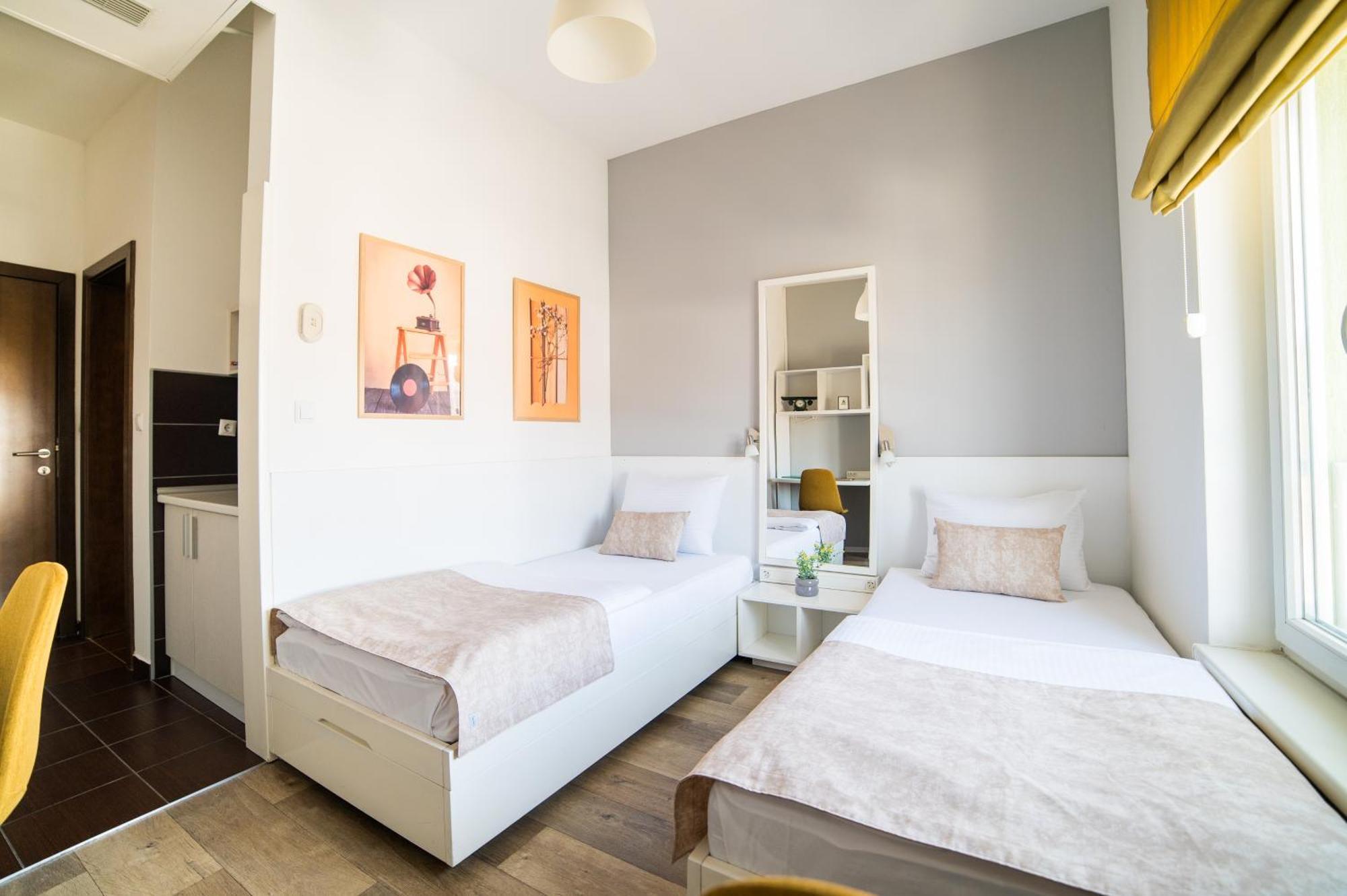 University Hotel Dorrah Tuzla Kültér fotó